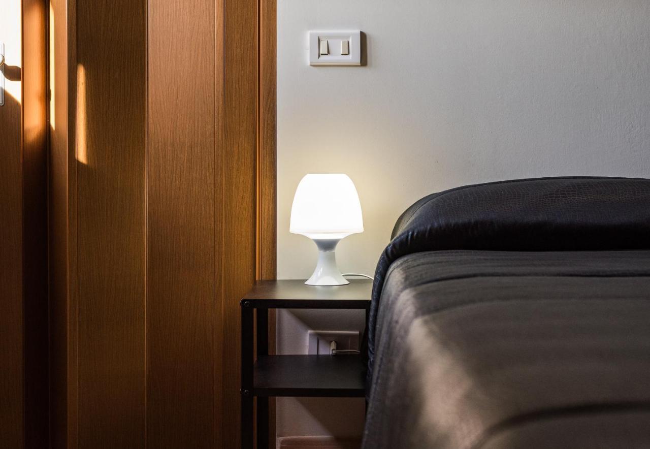 Travelershome Ciampino&Morena Guesthouse Рим Екстериор снимка